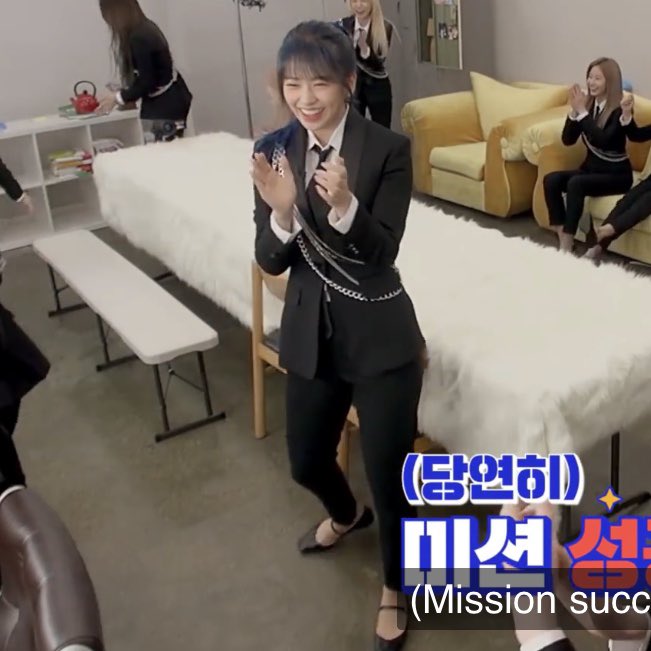 thread of yujin being really good at standing and walking