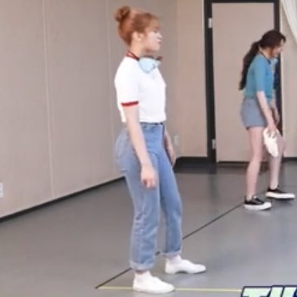 thread of yujin being really good at standing and walking