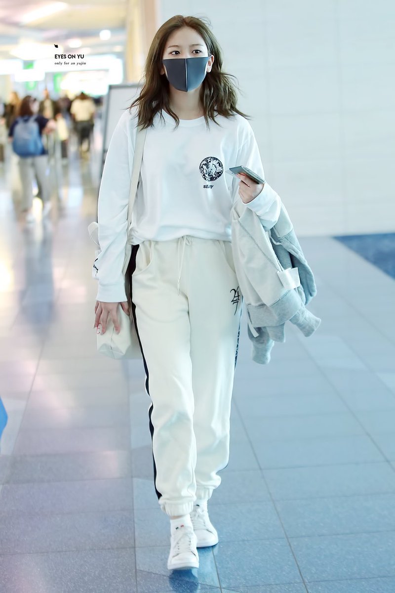 thread of yujin being really good at standing and walking