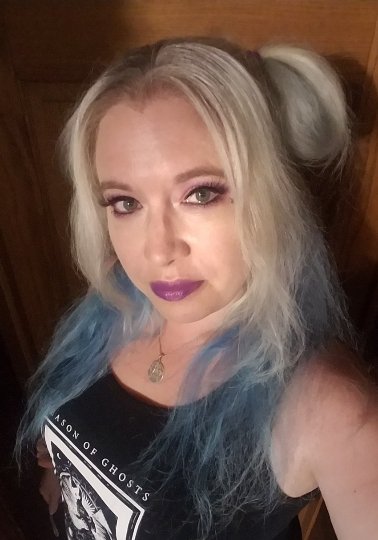 MNCaligirl's tweet image. Fun with hair, makeup &amp;amp; a camera 
#photofun #funwithcameras #funwithhair #funwithmakeup  #coloredhair #blonde #model #modeling #justforfun #Photography #CountryLiving #girlswithink #pagan #newage #pagansoftwitter #witch