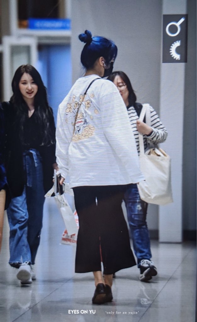 this thread being like her legs (long)