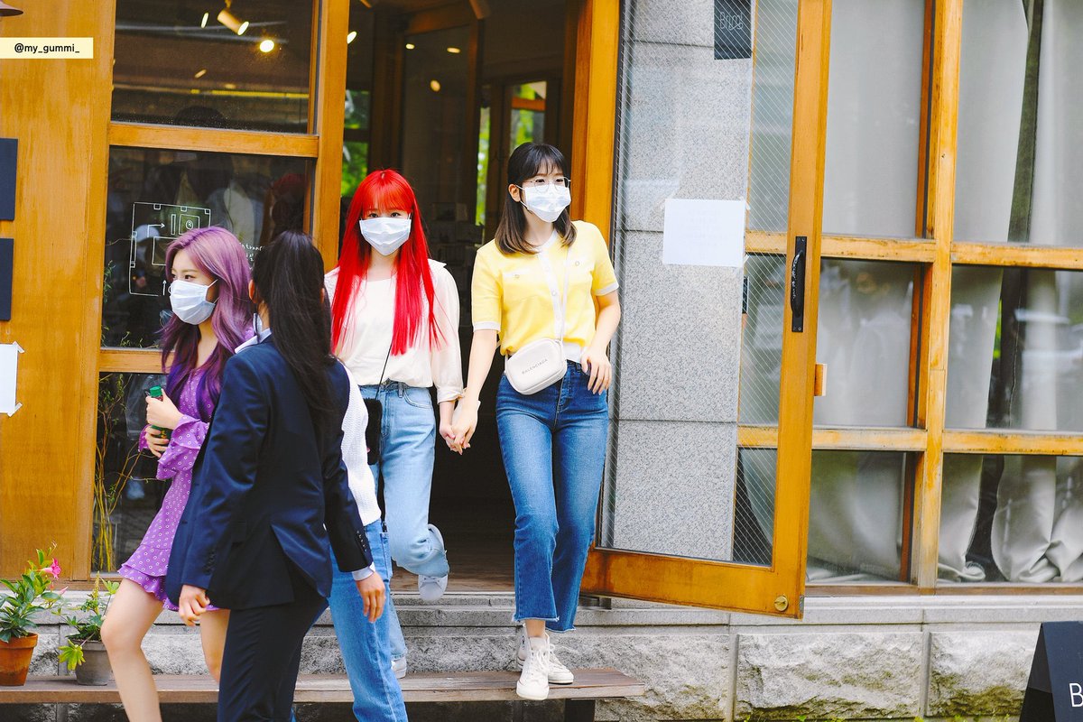 this thread being like her legs (long)