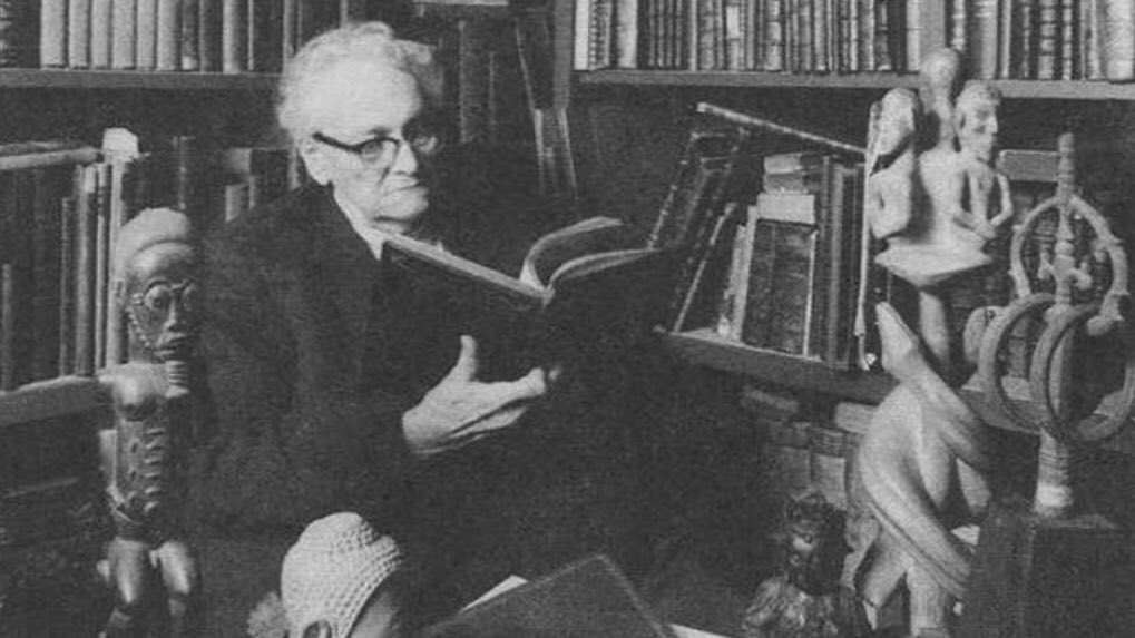 Philosopher Manly P. Hall once wrote “It is possible to make contracts with spirits whereby the magician becomes the master of an elemental being. True black magic is performed with the aid of a demonic spirit, who serves the magician for the length of his earthly life.”