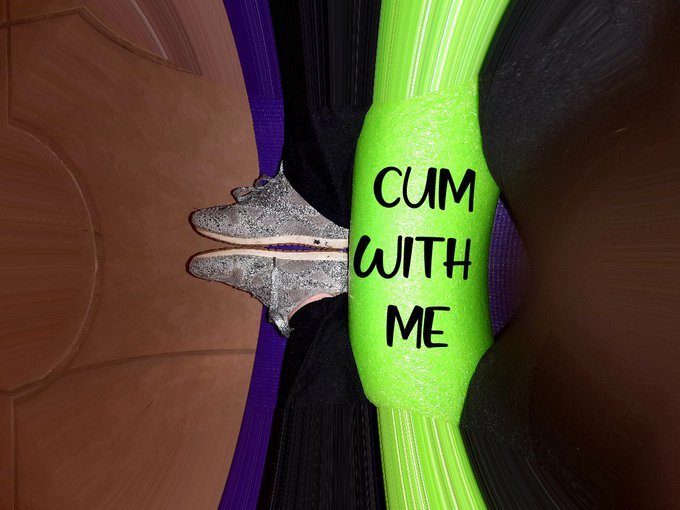 Retweet if you're into shoes and feet. These poor shoes have been on stage for my alien set many times<a href="/tag/onlyfans"class="tags"><span>#onlyfans</span></a>