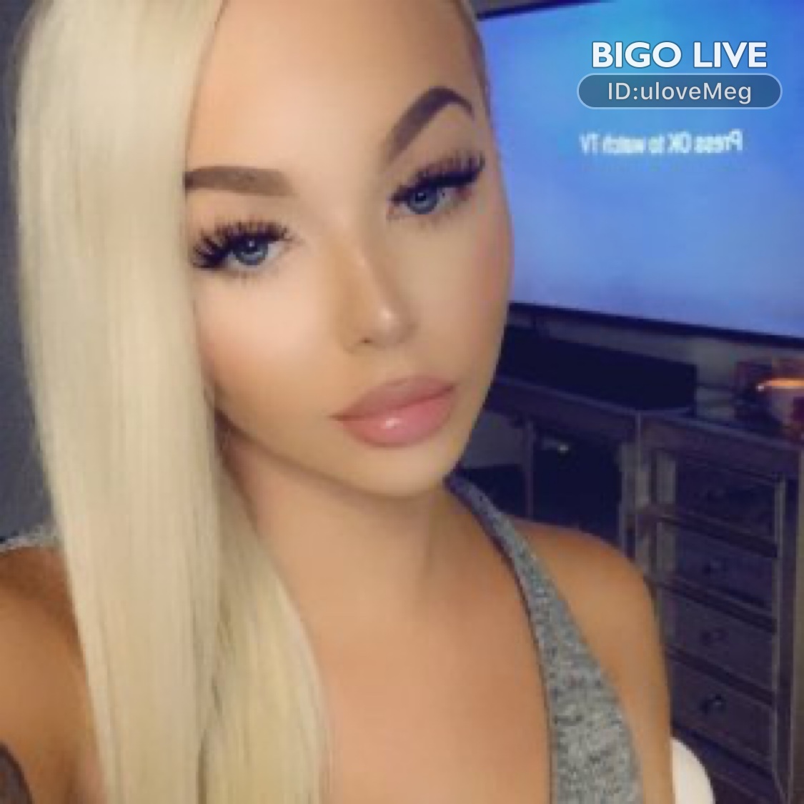AllenBorum's tweet image. Come and see 💋M e g🐇's LIVE in #BIGOLIVE: Talk to me 😘😘  
slink.bigovideo.tv/K6komo