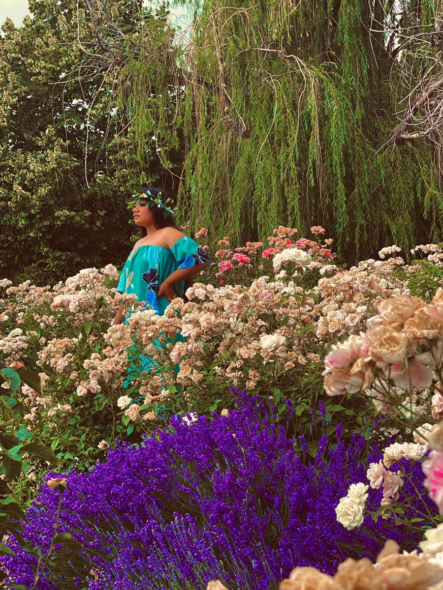 dee_muva's tweet image. 🎶What a time to be aliiiiiiiiive🎶 #floralheaven #dressfromneminboutique #checkemout #guam #chuukeseaf #micronesian #muva
