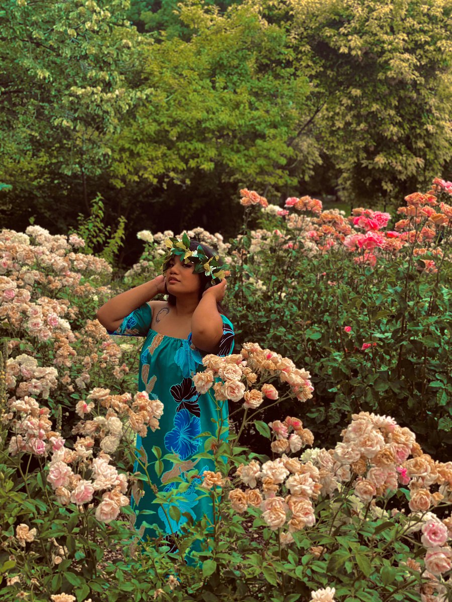 dee_muva's tweet image. 🎶What a time to be aliiiiiiiiive🎶 #floralheaven #dressfromneminboutique #checkemout #guam #chuukeseaf #micronesian #muva