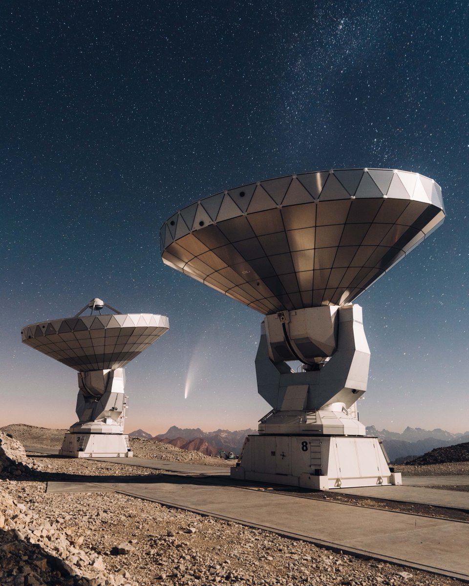 ledevoluy's tweet image. Suivez le parcours de la comète Neowise à travers Le Dévoluy 💫

📸 Sylours / @bldjordan 
📍 Pelleautier / Plateau de Bure
#devoluy #myhautesalpes #neowise