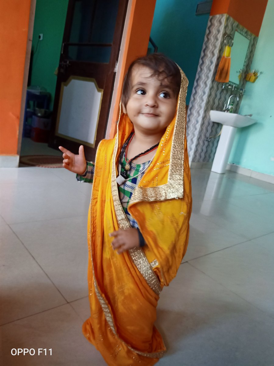 TriambakSharma's tweet photo. Mansi Sharma https://t.co/pbTpmVwXDN