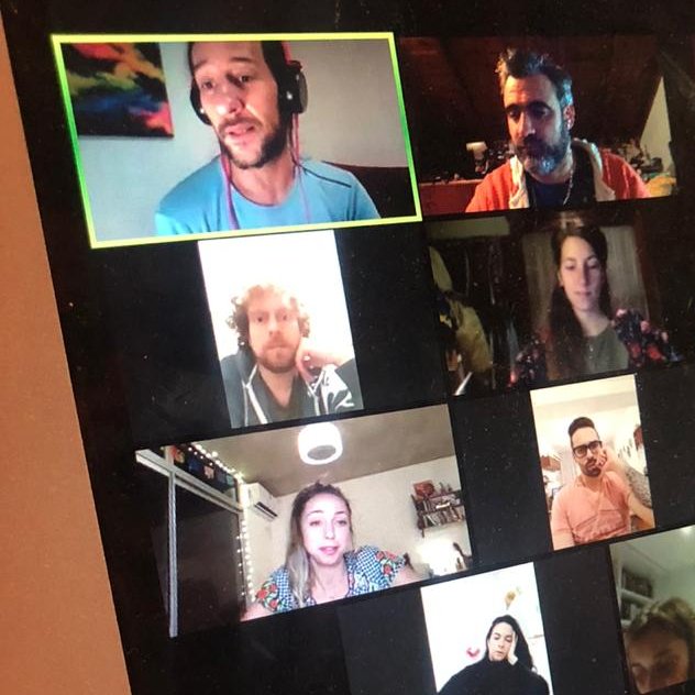 Hermosa clase/charla en #CROSSACT con <a href="/LauCymer/">LauraCymer</a> compartiendo su visión y experiencia #elestadodelactor #artecracia #CROSSACT2020