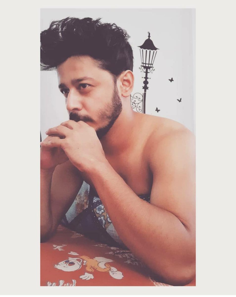 Act_Pritam's tweet photo. Watching @BreatheAmazon 👌🏻👌🏻 
@PrimeVideo https://t.co/To4jD6qIT5