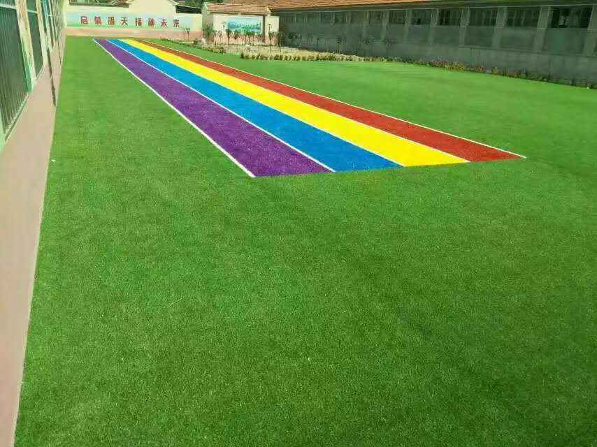 AdeleLiu12's tweet photo. Featured product for kindergarten:
Type:GLJ242160SN87-colorful lawn
Pile Height:24mm
Dtex:8700
Gauge:5/8"
Stitch Rate:16 stitches/10 cm
Bakcing:PP+Net
Batch No.: LCD201906-048-KC
#artificialgrass
#artificialgrassmat
#artificialgrassturf
#artificialgrass24mm
#fakegrass
#grassmats https://t.co/kAD6CDfHgd