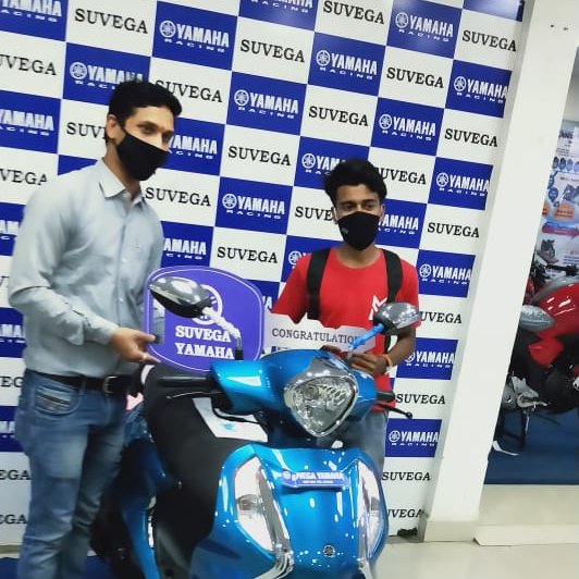 ayushshutterbug's tweet photo. Aaj #hdfcbank Ke Dwara #CSC se lead Create Ki aur turant new Scooter Fascino 125 Fi  li gayi Thank You #hdfccsc  @dintya15 @HDFC_Bank @SanjayHDFCBank @Luvlotuspankaj https://t.co/jjOr7gi2uk