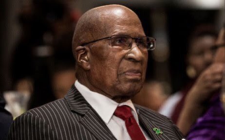 The passing of Andrew Mekete Mlangeni signifies the end of a generational history and places our future squarely in our hands. Until recently, we were able to sit at Bab’ Mlangeni’s feet and draw on his wealth of wisdom and his unfailing commitment to a better life for all.