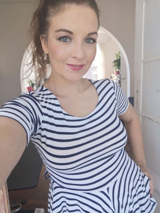 Coucou 💋☀️ https://t.co/MuuXvxELP0