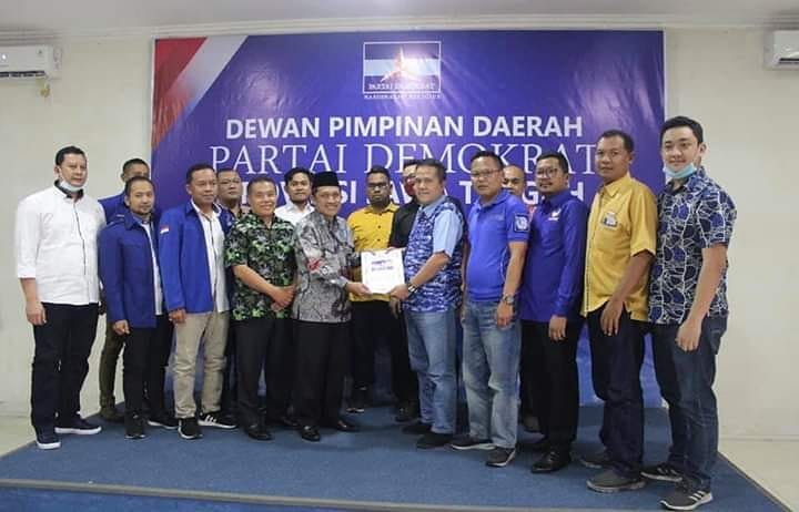 LPinggiran's tweet photo. @Ndes0Ndeso @cakimiNOW @DPP_PKB @yusuf_ch @PDI_Perjuangan @PDemokrat @Golkar5 @COBLOSHANURA @PPPJateng @PemudaPAN @dpcpkbwonosobo @NasDem @Sukirman_Kir Wonosobo yang bermartabat @cakimiNOW @EmHasanuddin @yusuf_ch @Sukirman_Kir @WagimanDeep212 https://t.co/20cfkJ5IJS