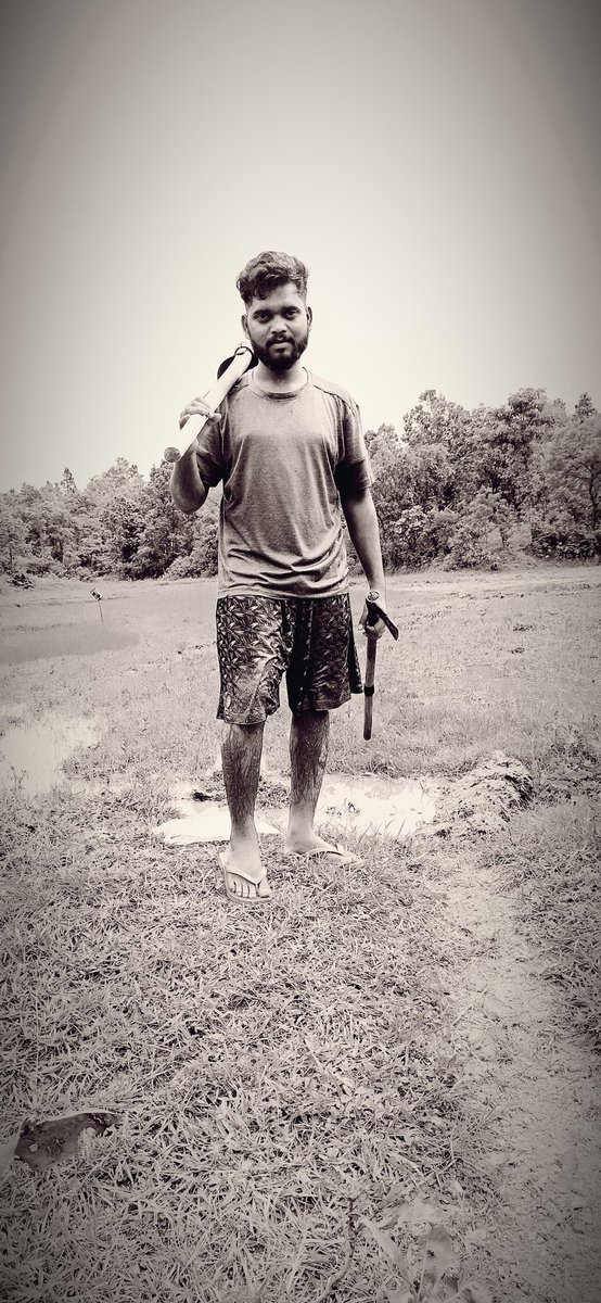 RajBesra50's tweet photo. जब माँ ने खेत मे खाना पहुंचाया, सच कहूँ ,तो खेत में स्वाद दोगुने हो जाते हैं। आप लोग भी कभी खेतों में काम करे और स्वाद का मजा ले। 
#किसान #kisan #RespectFarmer https://t.co/bUotvZFkcc