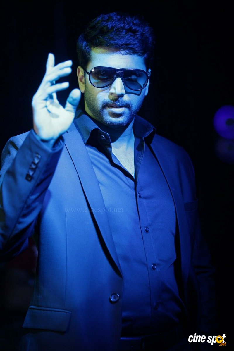 GuganAjith's tweet photo. அட்வான்ஸ் இனிய பிறந்தநாள் நல்வாழ்த்துக்கள் தலைவா @actor_jayamravi 🔥🎉

#JayamRaviBdayFestIn50D #Bhoomi @JRFanaticss https://t.co/HZegYWpnvB