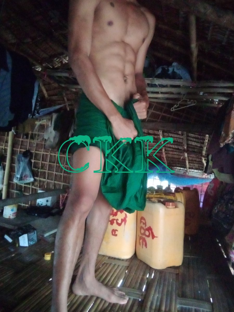 Top20050367's tweet photo. ချစ်မယ်နော် https://t.co/9Ikoktgz6a