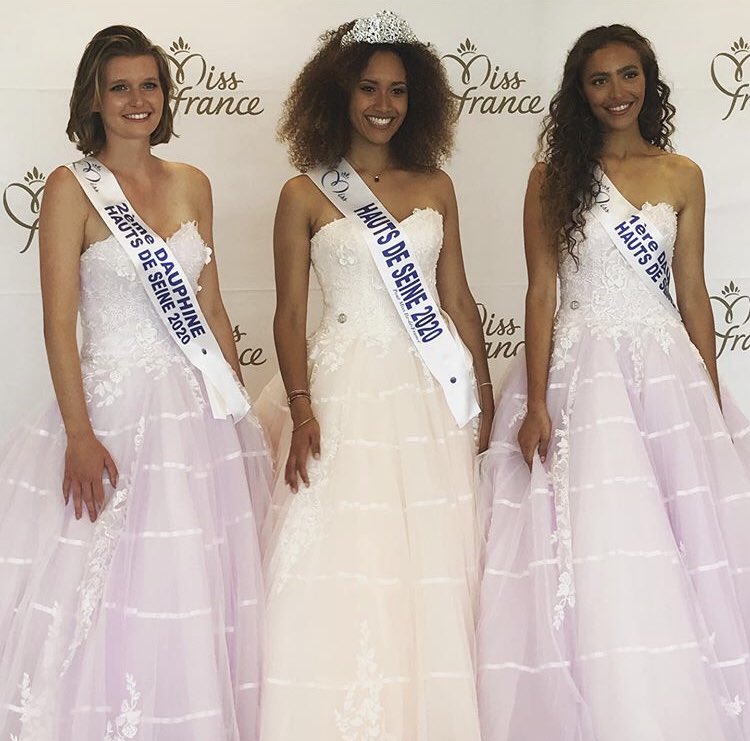 HCJR_Rueil's tweet photo. Le HCJR adresse toutes ses félicitations à Hélène , jeune Rueilloise couronnée Miss Hauts-de-Seine 2020 ! 👏🏼👏🏼👏🏼👏🏼 https://t.co/kPKqSkpMXh