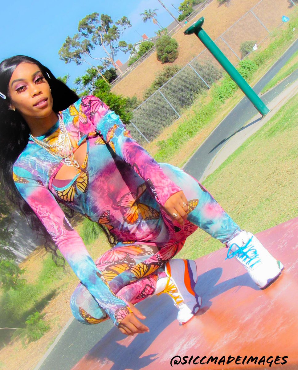 yungtrippin's tweet image. Latest shoot I held .. HmU for a free shoot 📸✨ Follow @yungtrippin AND @CopThatENT#CopThatENT #SiccMadeImages #Photographer #LosAngelesModel #LosAngeles #Compton #Inglewood #SantaMonica #LosAngelesCounty #OrangeCounty #InlandEmpire #LasVegas