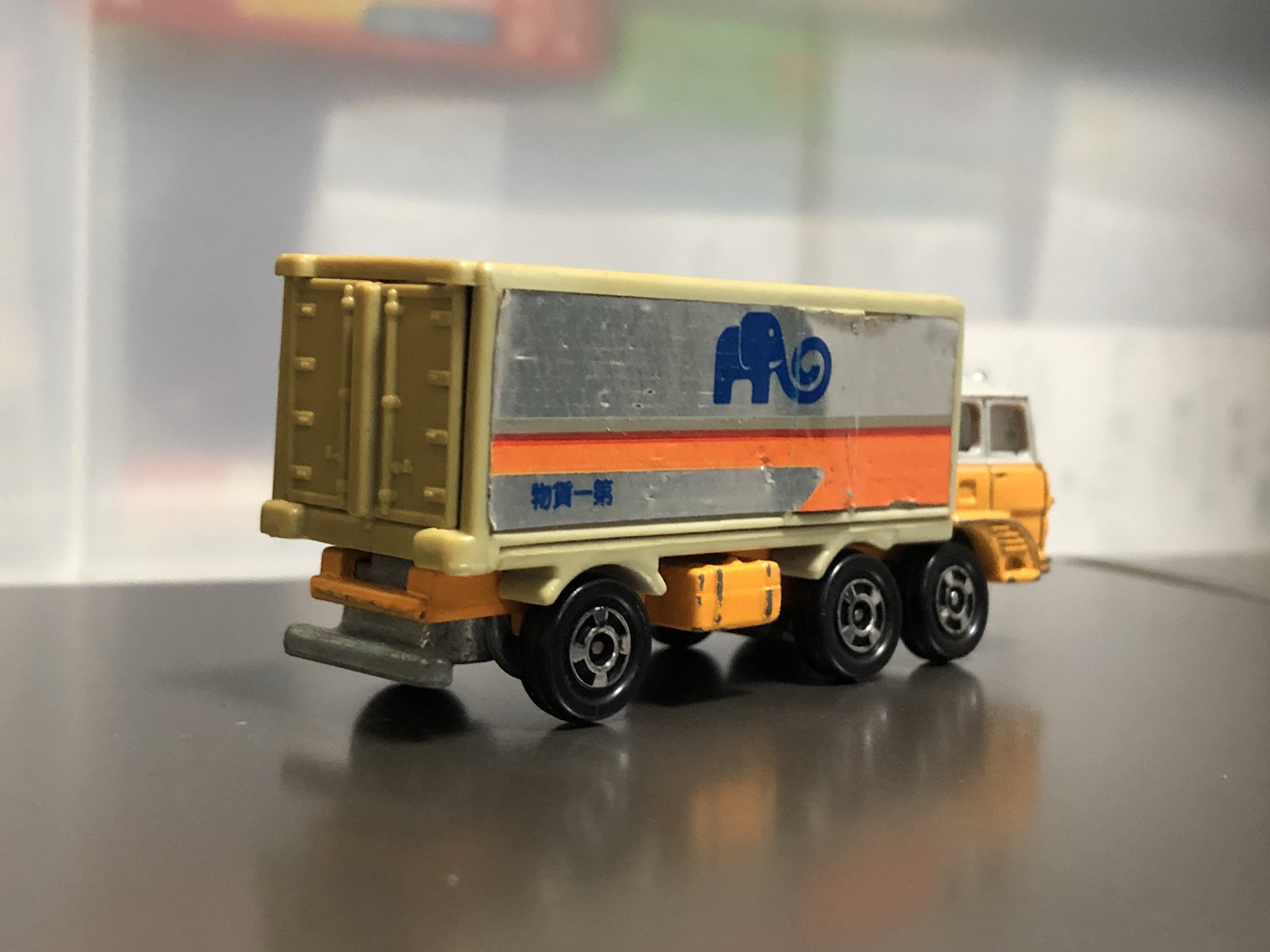 【スーパーセール】 トミカ ふそう 第一貨物 パネルバン ミニカー