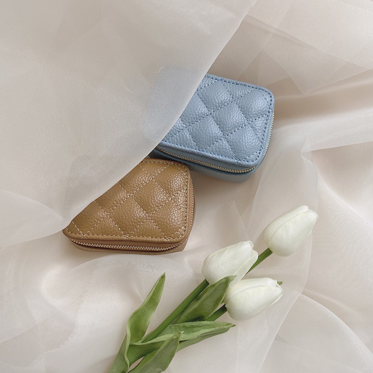 Mery Twitterren お洒落女子はもうチェック済み 話題のマルチケースがmeryshopに登場 ミラー付きのこだわりケースで カバンの中をキレイに可愛く整理しちゃいましょう Meryshop マルチケース リップケース T Co G4filic0v7 T Co Ed97vsf1fa