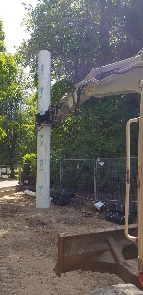 <a href="/KeenAttachments/">Keen Attachments</a> gr150 grabrotator making life easy on site stripping shutters and loading out <a href="/Takeuchiuk/">TakeuchiUK</a>