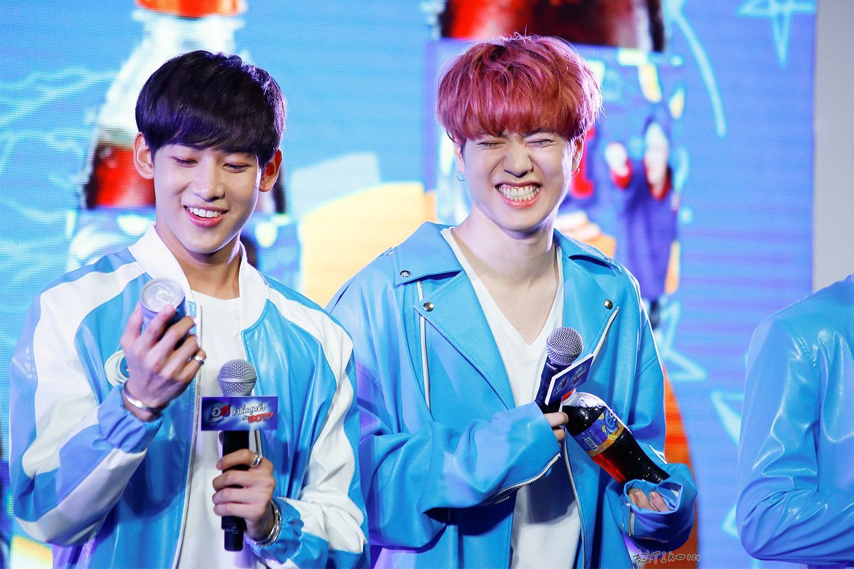 rememberyugyeom's tweet photo. 160722 Yugyeom and Bambam at Est Press Conference © Tik0124

#throwback #유겸 #yugyeom #김유겸 #갓세븐 #got7 #bambam #뱀뱀 https://t.co/h3ZnI0Hb0s