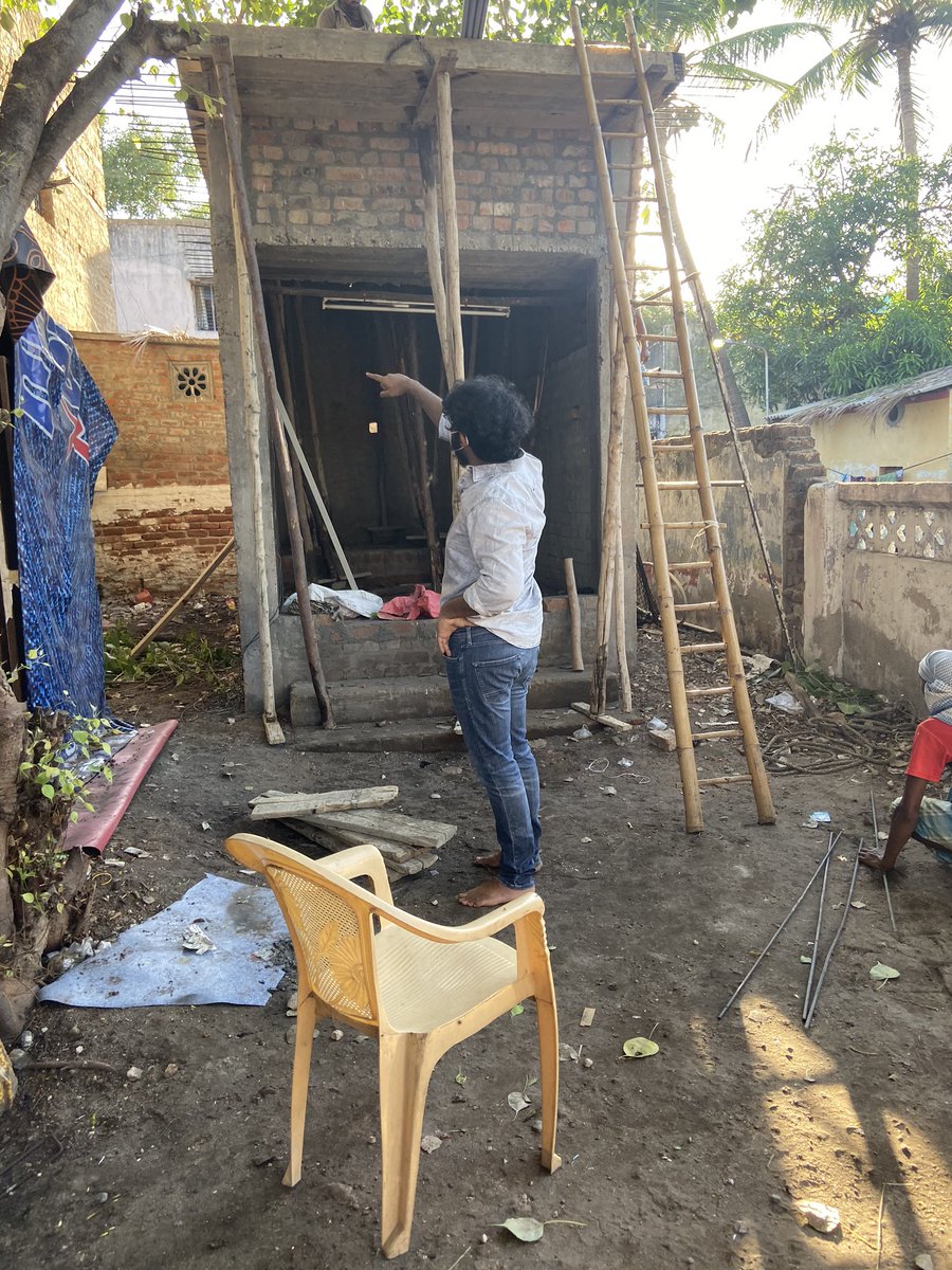 shariff_fouzan's tweet photo. Construction of temple , sponsored by team ( VAA NANBA ) . #temple #Peace #Rajinikanth #vaananba https://t.co/LD94Eisrvo