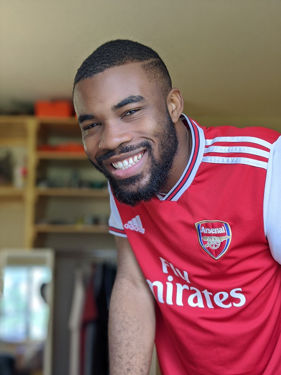 Y'all didn't know Lacazette is my twin, did you?
