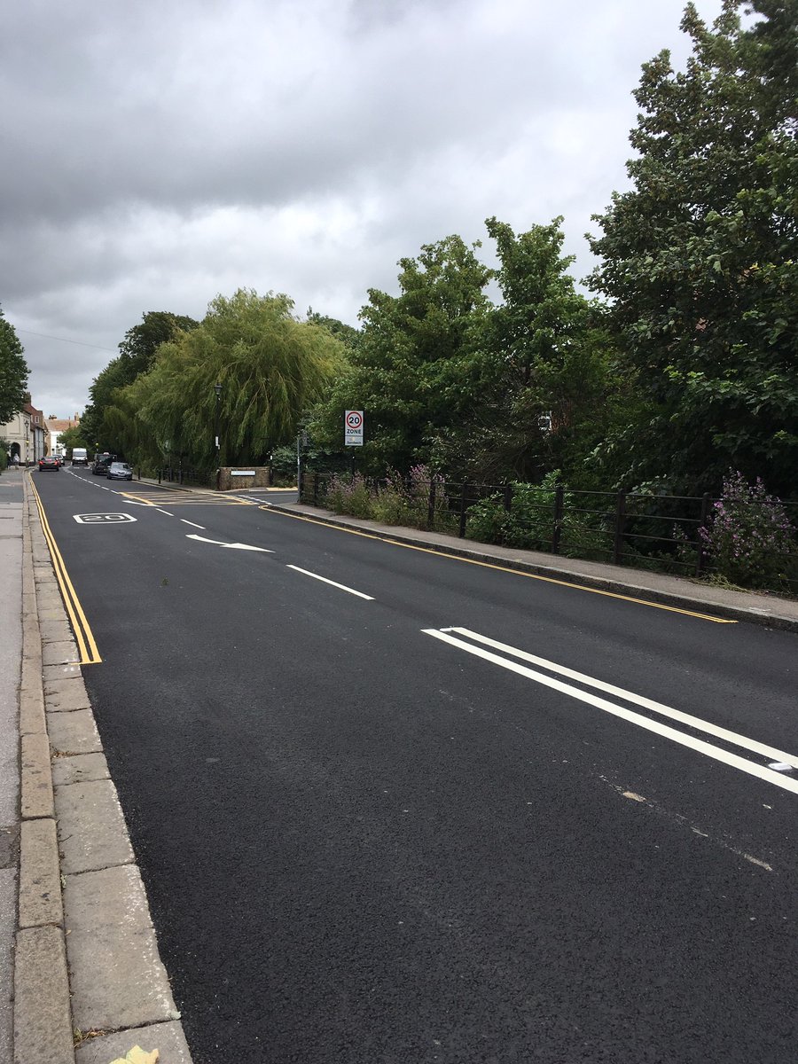 KentHighways's tweet photo. COMPLETED - Sandwich, New Street. Carriageway resurfaced and road marking works completed. #Kentresurfacing #Kentpotholes https://t.co/DPuhRmjI1q