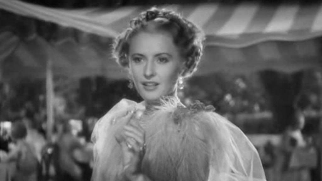 PickOfFlicksPod's tweet photo. 🎧 NEW PODCAST 🎧

Fyzal Boulifa, director of the brilliant LYNN + LUCY, discusses the classic 1930s Barbara Stanwyck melodrama STELLA DALLAS - one of his favourite movies.

Listen: https://t.co/qWOY4KeKSC
iTunes: https://t.co/YdY9OAiZye
Spotify: https://t.co/Xbicvu51m3 https://t.co/fJFjn45TMv