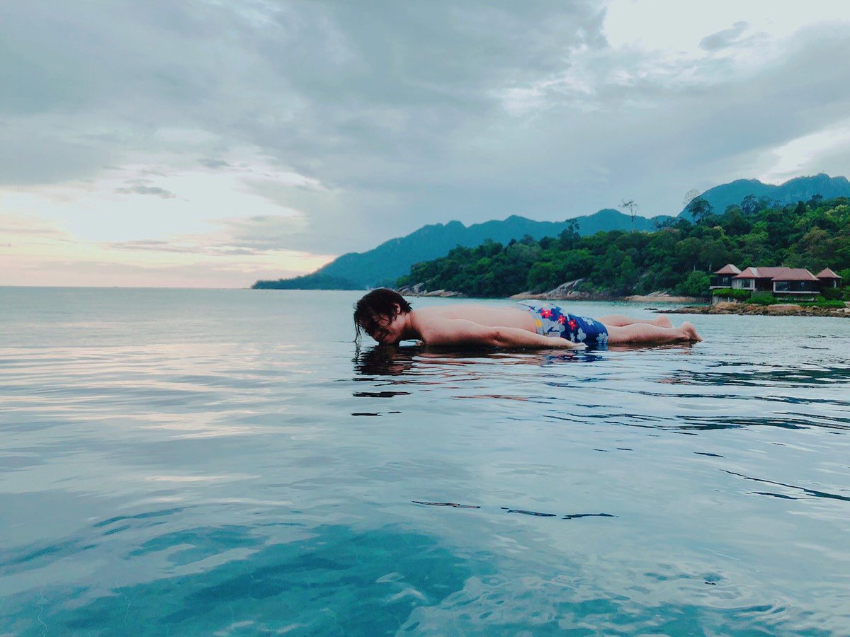 senryo09's tweet photo. ようやくポートフォリオも完成し、諸々お祝いを兼ねてritz carlton langkawiでまったり〜。楽しかった😊約３ヶ月に渡るロックダウンを経て、マレーシアはようやく日常が回復してきました。

#エンジニアと繋がりたい #マレーシア https://t.co/jfDXwrXZmC