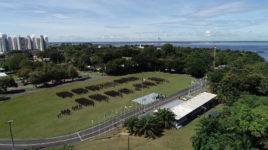 Juiz condena militares por esquema com desvio de alimentos e prostitutas
noticiasnaweb.com.br/noticias-detal…