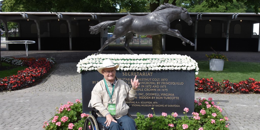 Secretariatprmr's tweet photo. Happy birthday to Hall of Fame jockey Ron Turcotte, who rode Secretariat throughout his 1973 Triple Crown campaign. We love you, Ronnie! π #todaysbirthdays https://t.co/eeXte31PEI