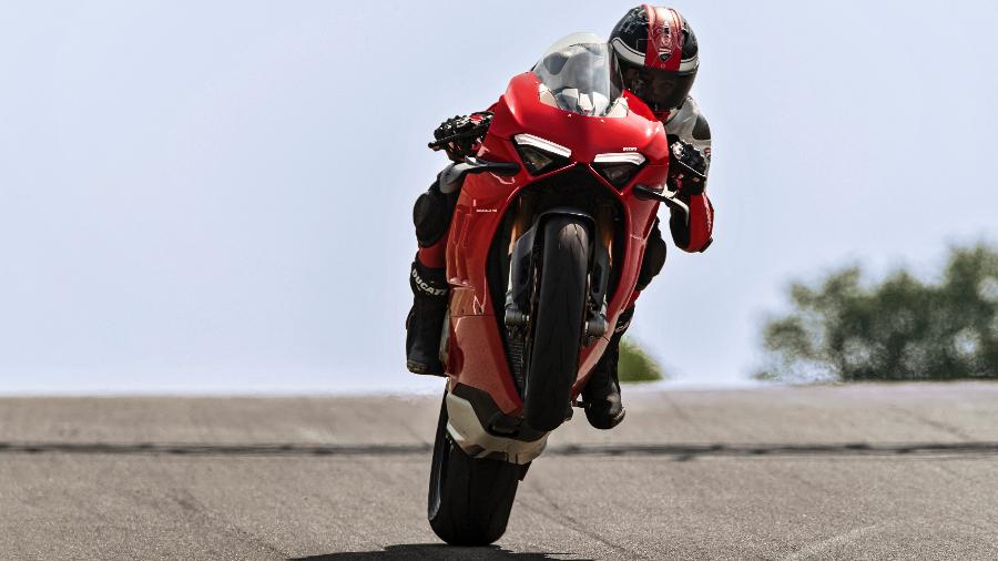 Ducati Panigale V4 S 2020 ganha "asas" da MotoGP; preço sobe a R$ 130 mil
noticiasnaweb.com.br/noticias-detal…