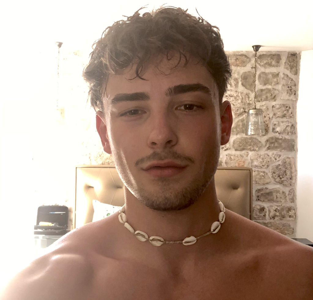 EdhCVojWsAMXv1Y?format=jpg&name=medium