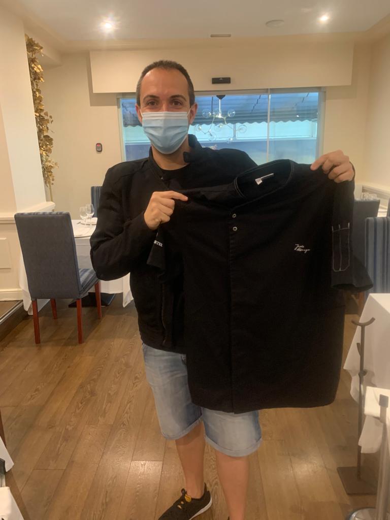 👨‍🍳 El ganador del concurso que organicé ya tiene la chaquetilla en su poder.

¡Muchas gracias por haber participado y enhorabuena! 👏👏