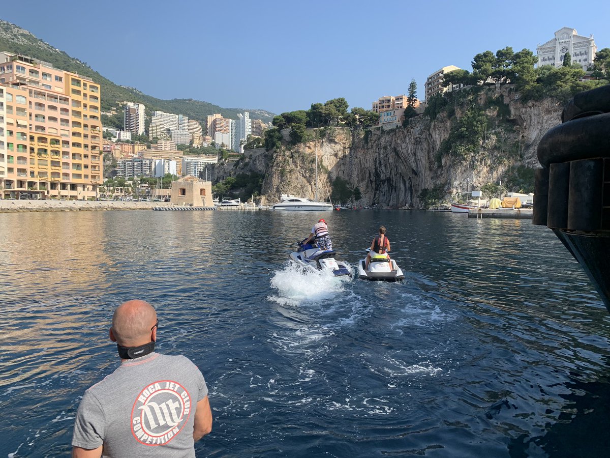 jet_roca's tweet photo. Aujourd’hui c’est .... Pass’Sport Culture 🤩 des conditions magiques pour passer une journée inoubliable ☀️🌈 !
#rocajetclub #jetski #ecoledepilotage #monaco https://t.co/VEpNZCkvcx