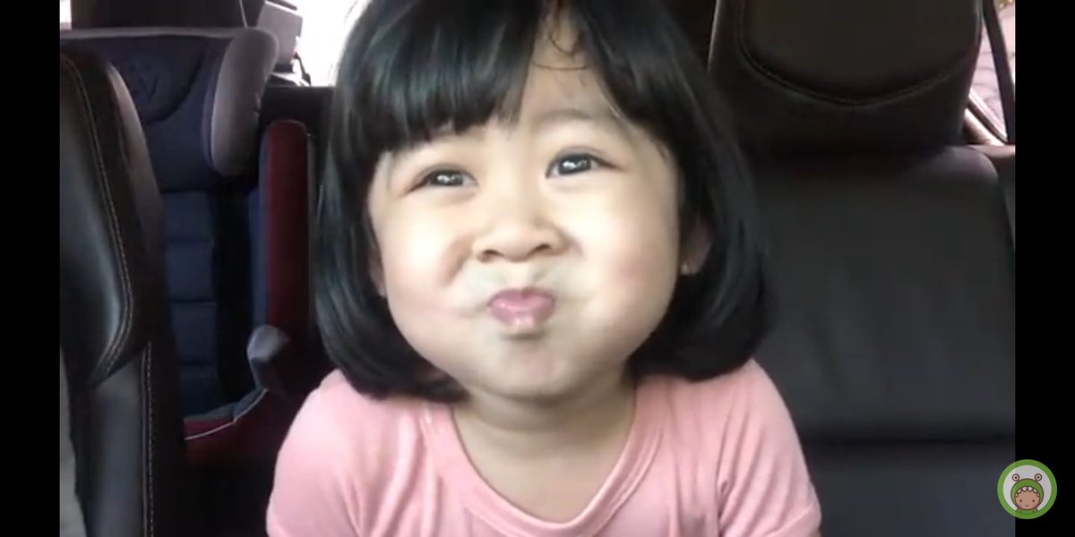 _xxxxxs_'s tweet photo. คือเอ็นดูอ่ะ เป็นรายการเด็กที่ดูแล้วดูต่ออีกหลายๆพาร์ท น่ารักจริงๆลูก อยากจิ้มแก้ม😳 #LittleMoster #rainnie #เรนนี่ ที่ไม่ใช่ช่องส่องผีอ่ะค่ะ55555565 https://t.co/S566OrlRUe