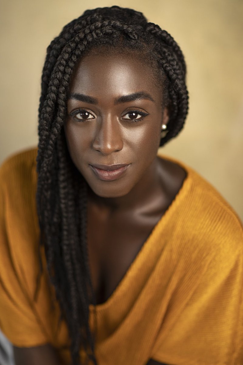 New headshot by the pocket rocket that is @dujra_  so talented, an actor and photographer! Excellent combination - Love it! 😍😍😍 #blackfemalephotographer #headshotphotographer #headshot #blackphotographer