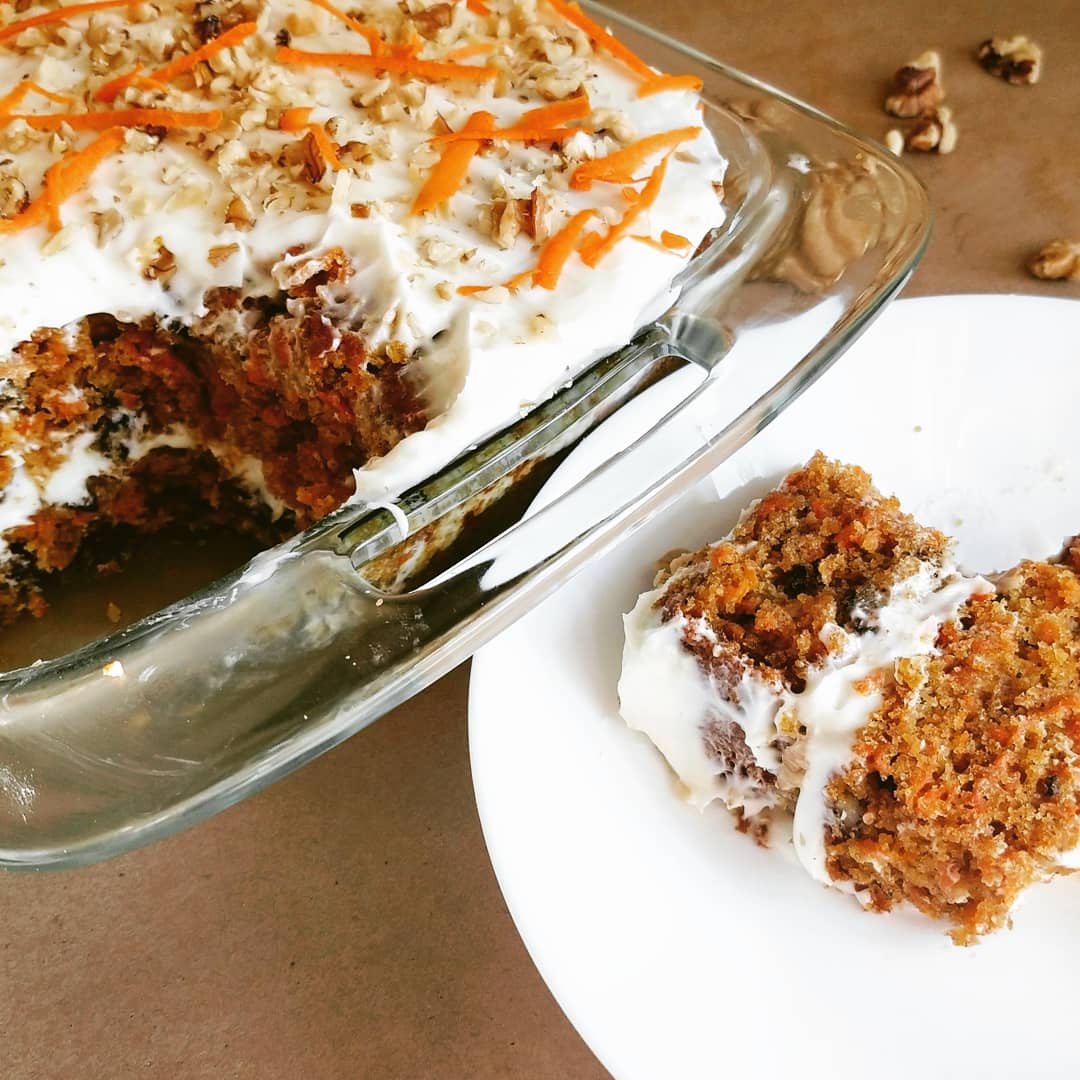 AnnamYumm's tweet photo. Moist Carrot cake with cream cheese frosting.
#cake #carrotcake #cakerecipe #carrotcakerecipe #baking #bakingfromscratch #homebaker #homebaking #creamcheesefrosting #creamcheese 

Video Link : https://t.co/NFHurmdYgo https://t.co/yLxZ46ICja