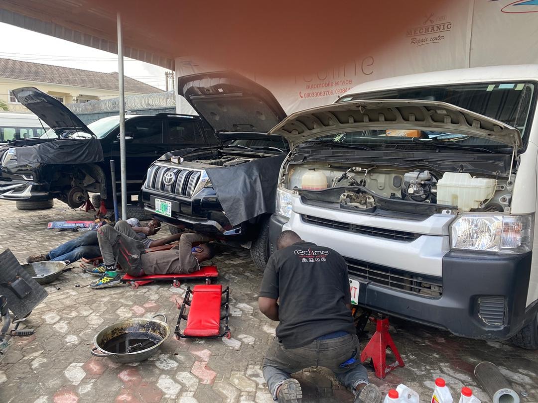 Redlineautos1's tweet image. We work tirelessly and efficiently to make sure our clients get their vehicles in good shape and on time.

Visit us for any kind of Auto Care today.
#autocare #engineer #carrepair #diagnosis #management #maintenance #bbnaija2020 #kanye #meek #liverpool #lekki #lagos #nigeria