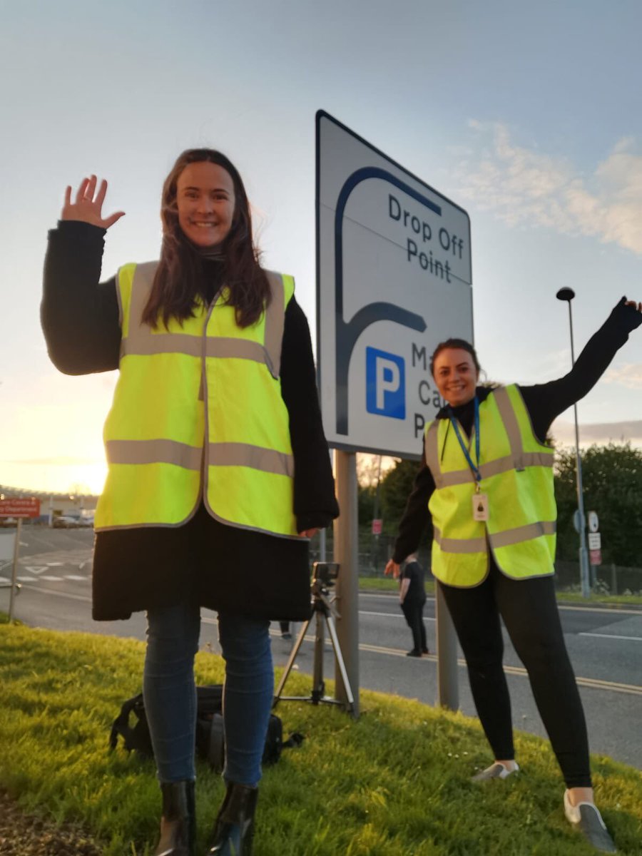 ELHTComms's tweet photo. Today is #CommsChloe's last day with us! Chloe worked as an #ELHTCommsHero back in 2017, and rejoined the team to support us during the COVID-19 pandemic.

She's now off to train as a teacher, but she'll always have a home at @ELHT_NHS 💗 Good luck Chloe, we'll miss you! https://t.co/yCP0yimQ4Y