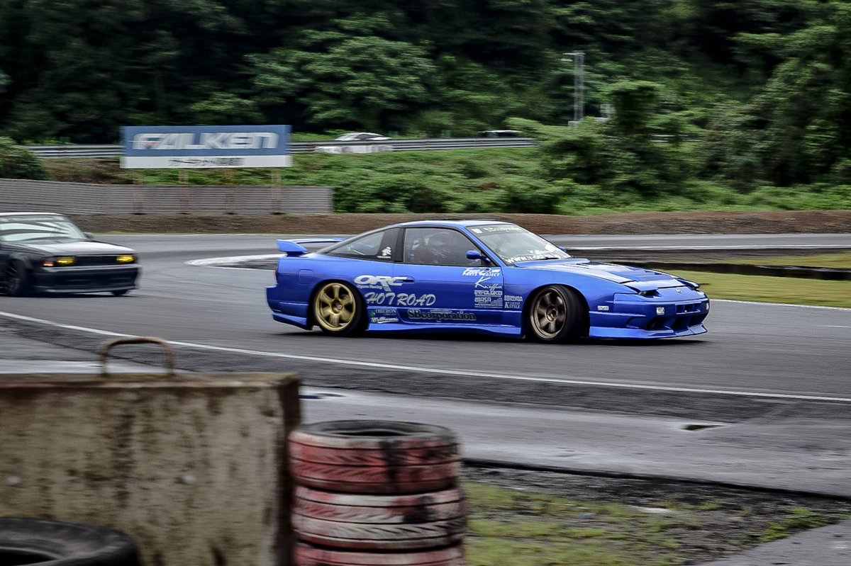 i_k_c_rs13's tweet photo. 7/18
ドリ撮り
1年ぶりのサーキット走行撮影
クオリティは目を瞑ってください😑
ロド枠ラストのストレートのスプラッシュ楽しかったですwww
(カメラマンエリア外からの撮影です)
#ドリ撮り
#RISE1
#ステッカーのことならRISE1
#studio_itasan
#JOY_BACE
https://t.co/YQp9BPvv3R https://t.co/iEPtpOzdv8