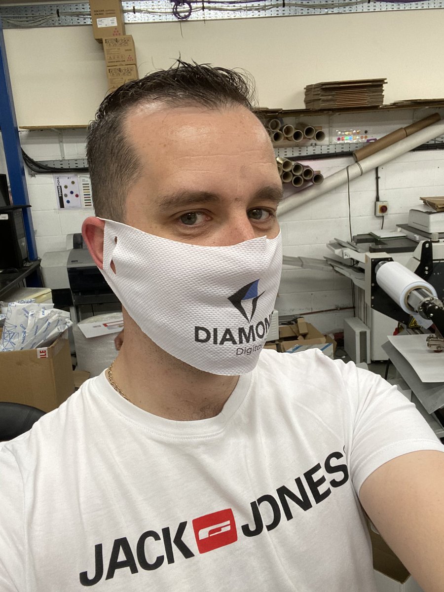 Diamonddigital6's tweet photo. Face covering anyone? £1.99 delivered https://t.co/ZzxCSfFqA8