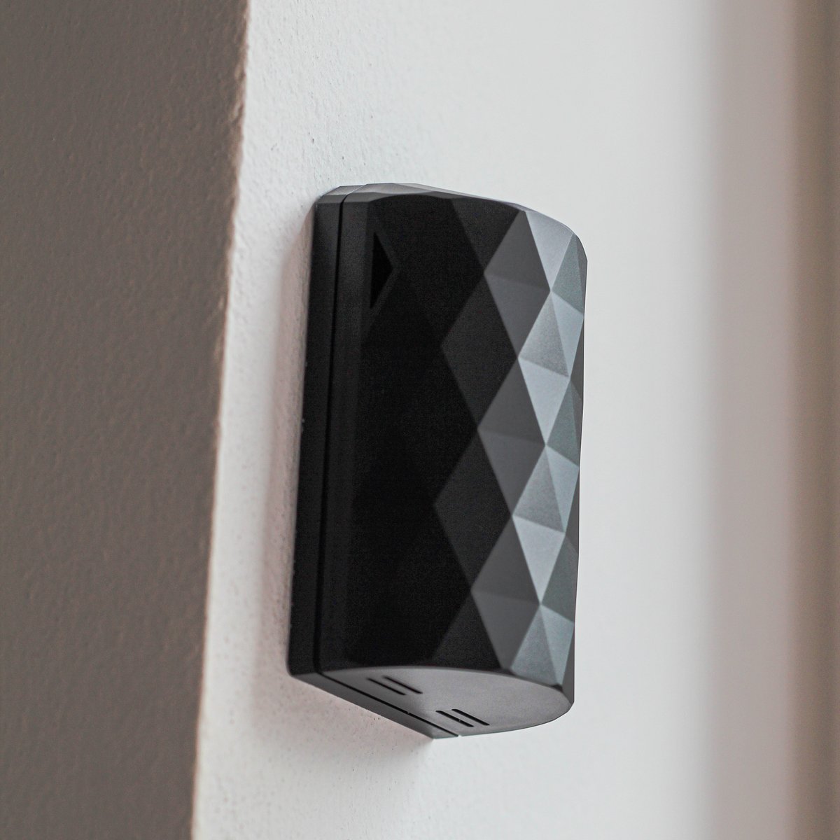 Simple Hardware tweet media