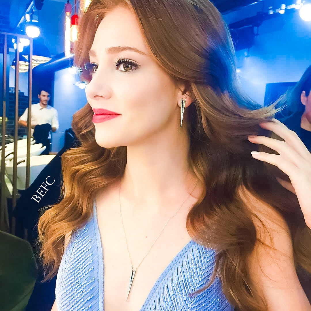 |Melek Gibi 🥰|
.
🔸️Altın Kelebek2016 🦋
.
| <a href="/elcnsng/">Elçin Sangu</a> #ElcinSangu #ElçinSangu #KiralikAşk |