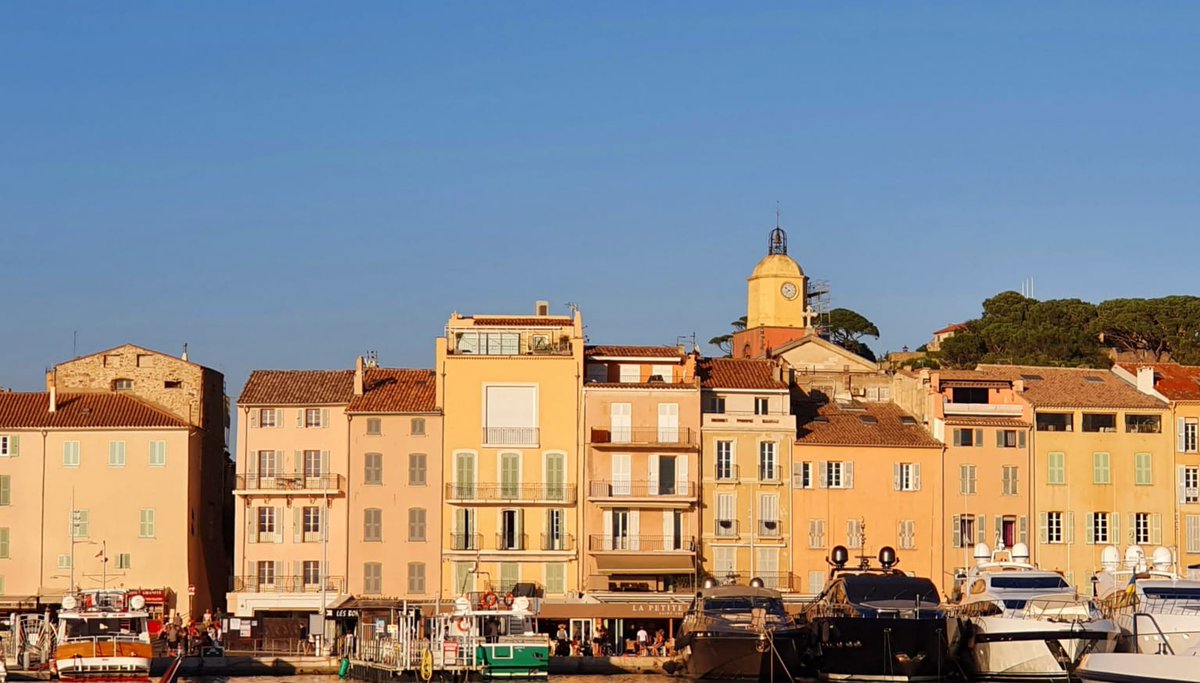guideMichelinFR's tweet photo. A #SaintTropez, le restaurant Colette vient d'ouvrir à l'hôtel Sezz, avec le chef Philippe Colinet aux fourneaux. L'adresse s'affirme déjà comme l'une des plus ambitieuses de la presqu'île. Bonne chance à l'équipe ! https://t.co/EJMeDDxFzJ